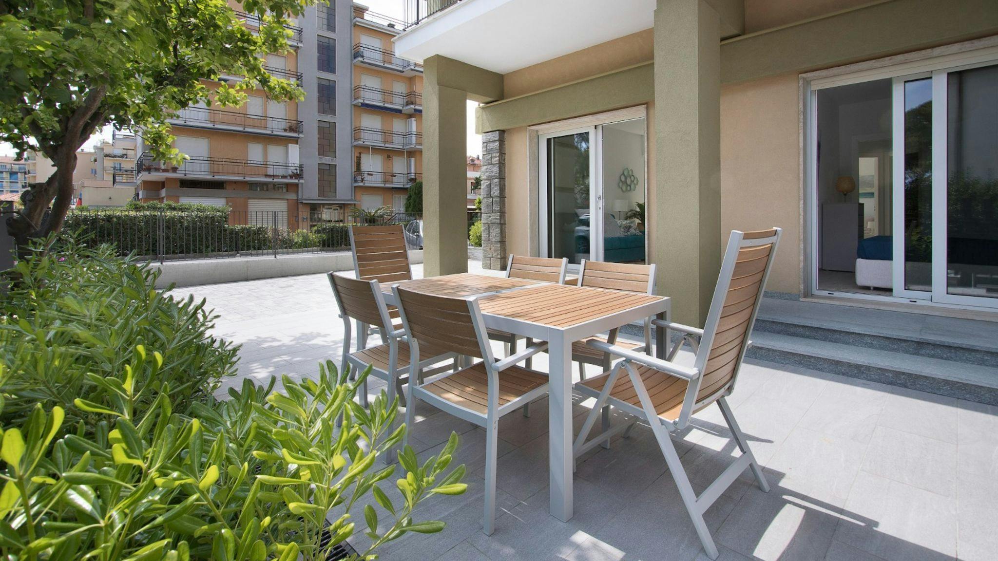 Apartment for rent for €1 per month in San Bartolomeo al Mare, Via Cristoforo Colombo