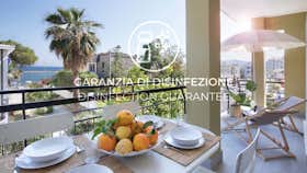 公寓 正在以 €1,963 的月租出租，其位于 San Bartolomeo al Mare, Via Cristoforo Colombo