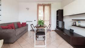 Apartamento para alugar por € 1.343 por mês em Seveso, Via Andrea Doria
