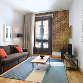 Apartment for rent for €2,000 per month in Madrid, Calle de San Mateo