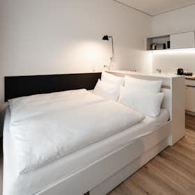 Monolocale for rent for 2.201 € per month in Herzogenaurach, Willy-Brandt-Platz