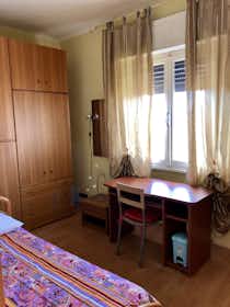 Private room for rent for €370 per month in Pisa, Via Quarantola