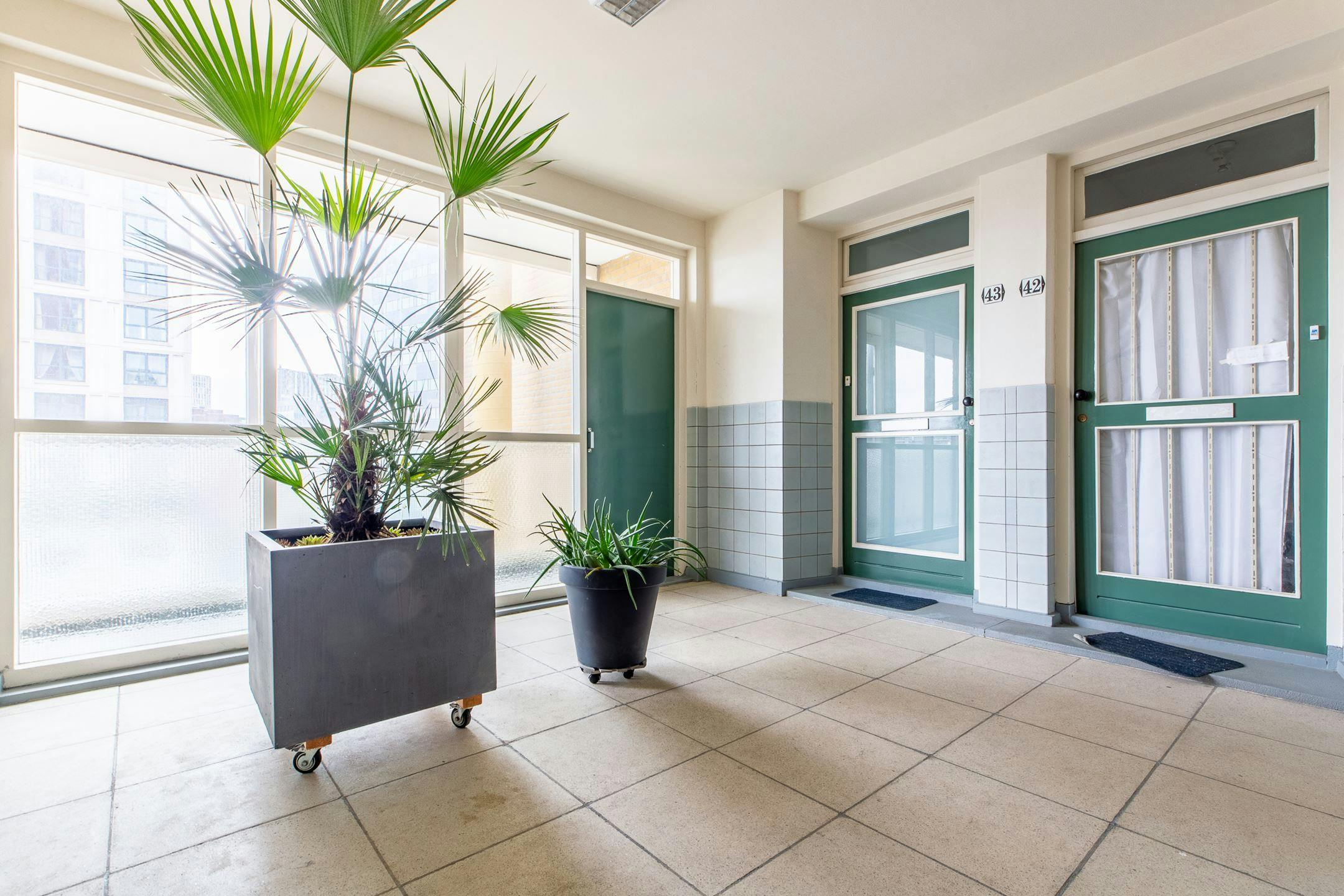 preview gallery tile