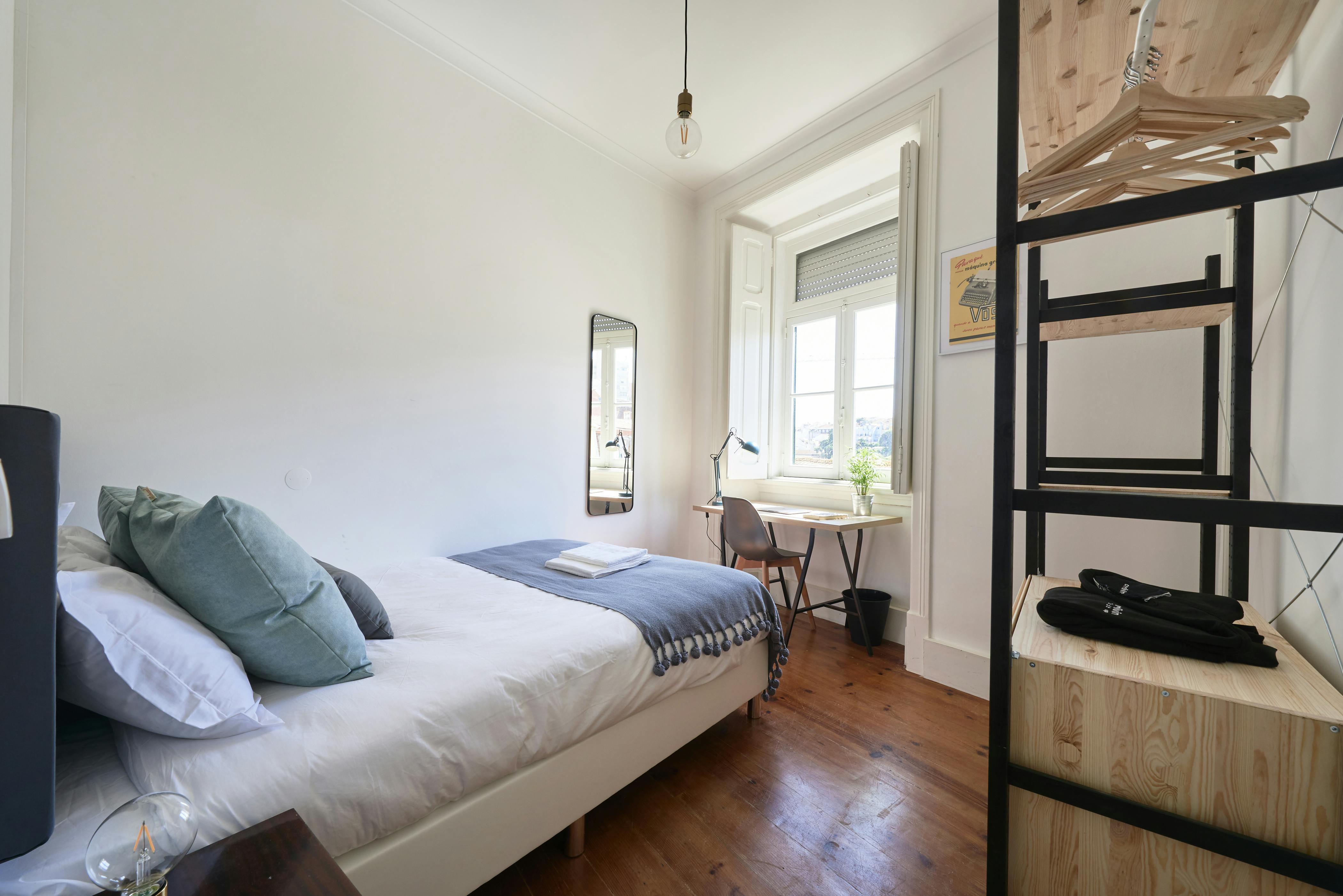 Rua do Arco à São Mamede, Lisbon preview