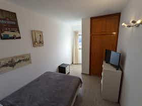 Pokój prywatny do wynajęcia za 900 € miesięcznie w mieście Granadilla de Abona, Calle El Sombrerito