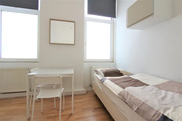 Apartment in Sechshauser Gürtel, Vienna (1137088) room image 2