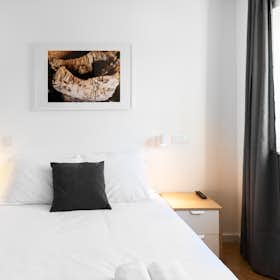 Private room for rent for €385 per month in Braga, Rua Conselheiro Lobato