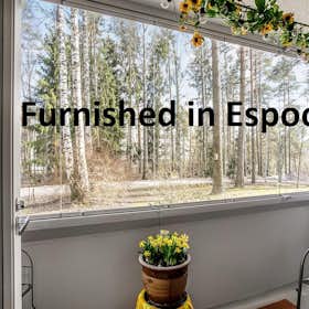 Chambre privée à louer pour 500 €/mois à Espoo, Puosunrinne