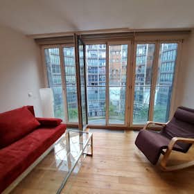 Apartment for rent for €1,600 per month in Vienna, Guglgasse