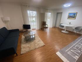 Apartment for rent for €1,200 per month in Gießen, Grünberger Straße