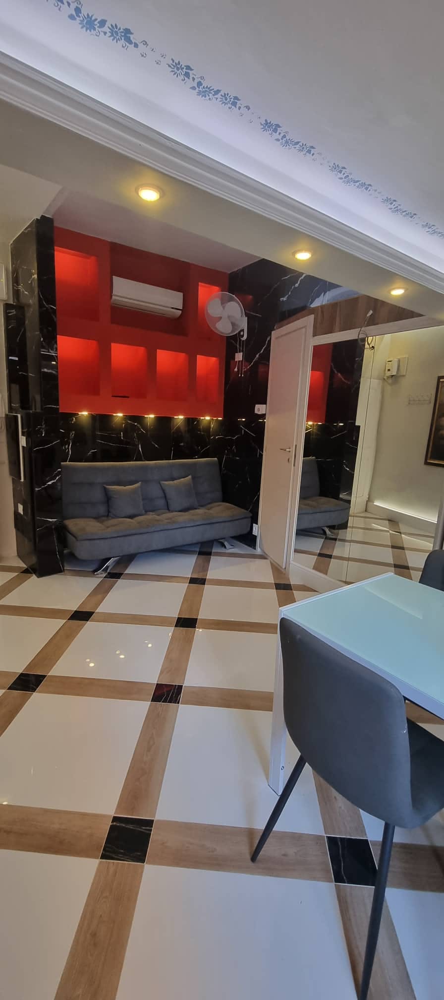 preview gallery tile