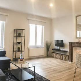Apartment for rent for €1,495 per month in Brussels, Rue de Spa