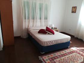 Pokój prywatny do wynajęcia za 400 € miesięcznie w mieście Ágios Dométios, Odos Eteokleous