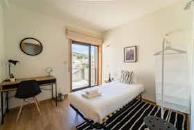 Отдельная комната сдается в аренду за 340 € в месяц в Braga, Rua Irmãs Missionárias Espírito Santo