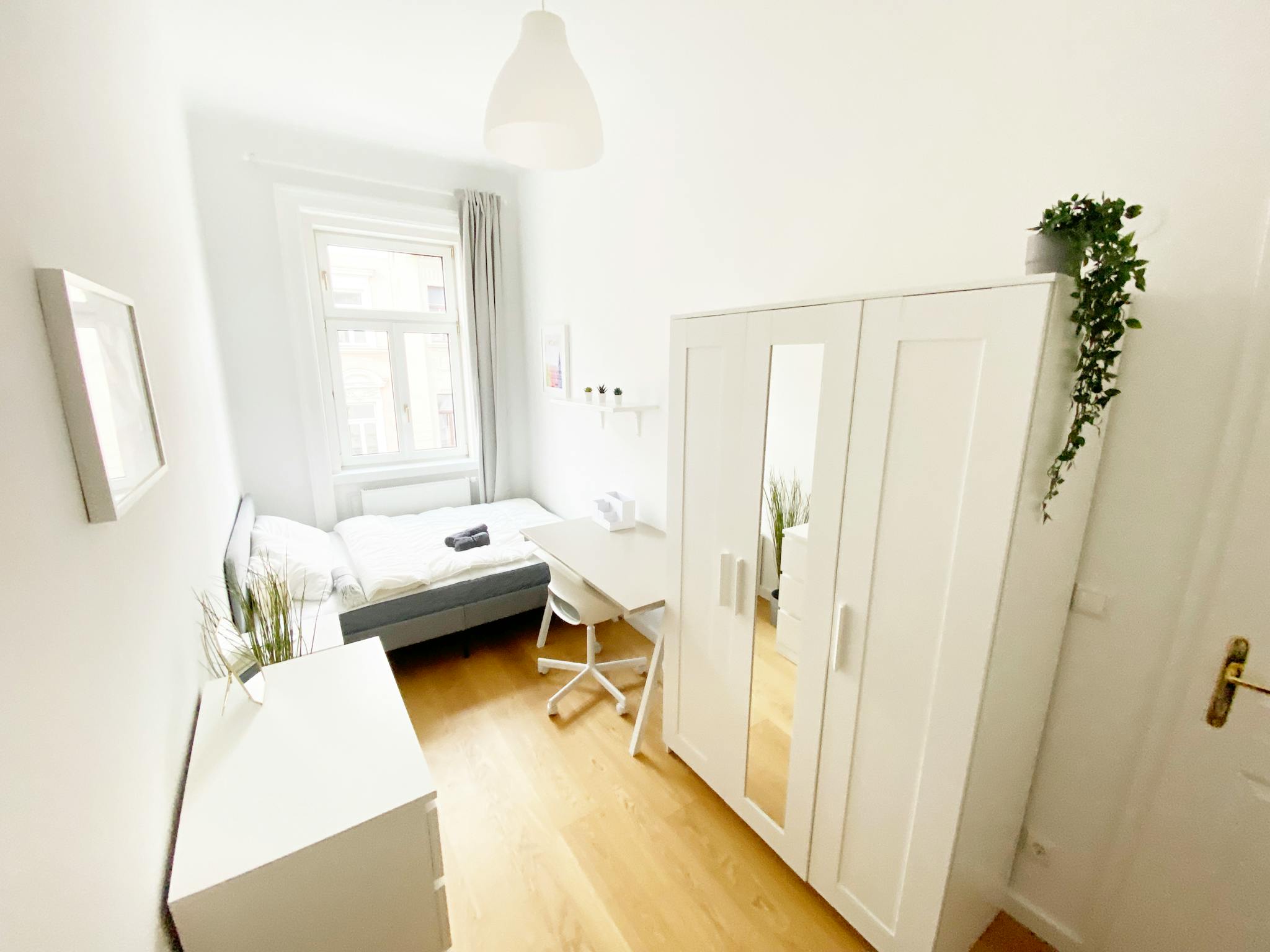 Gentzgasse, Vienna preview