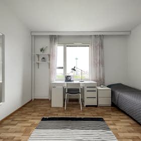 Private room for rent for €679 per month in Helsinki, Kasöörinkatu