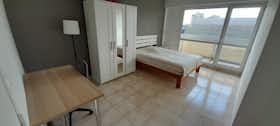 Private room for rent for €620 per month in Créteil, Impasse Eugène Delacroix