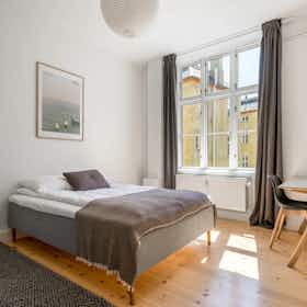 Private room for rent for €1,322 per month in Copenhagen, Alliancevej