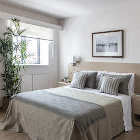 单间公寓 正在以 €750 的月租出租，其位于 Piraeus, Kapodistriou