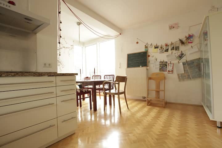 House for rent for €2,990 per month in Herborn, Steinheckstraße