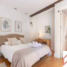 Apartment for rent for €1,575 per month in Bilbao, Cristo kalea