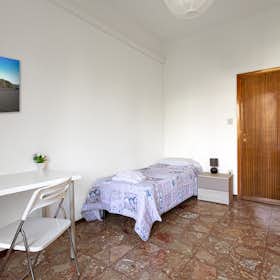 Apartment for rent for €600 per month in Bologna, Via Stalingrado