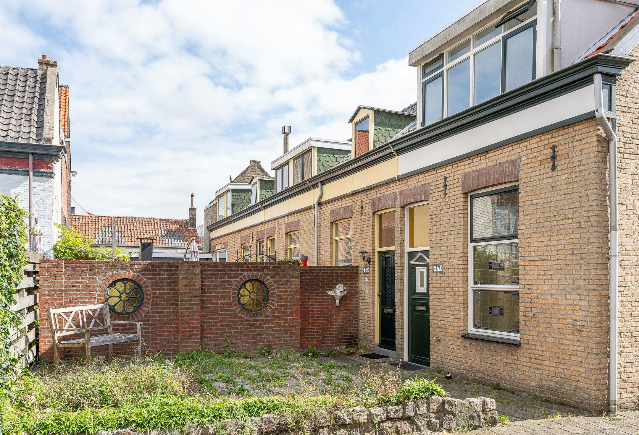 Maison à louer pour 1 250 €/mois à Vlaardingen, Oranjestraat