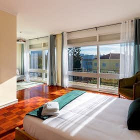 Private room for rent for €545 per month in Porto, Rua de Pedro Hispano