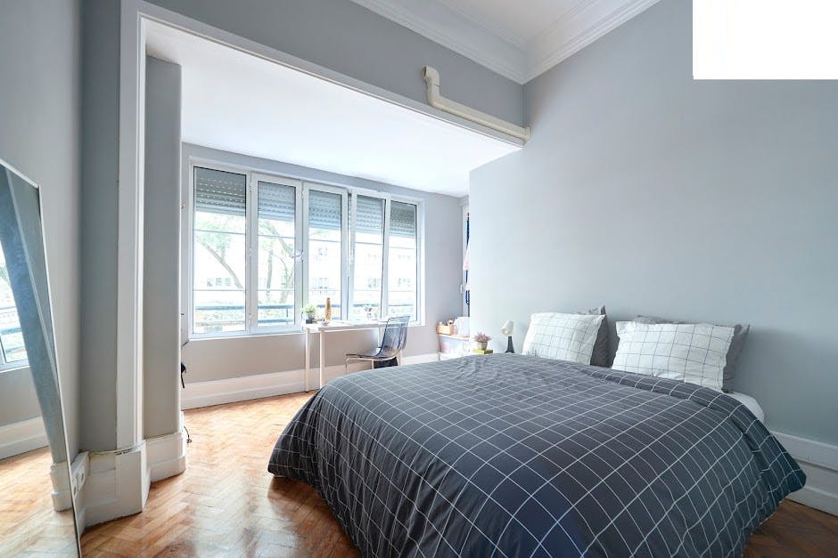 Private room for rent for €550 per month in Lisbon, Avenida Elias Garcia