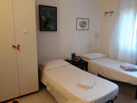 Private room for rent for €350 per month in Siena, Via Giacomo di Mino il Pellicciaio