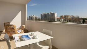 Appartamento in affitto a 1.860 € al mese a Senigallia, Via SS16 Sud
