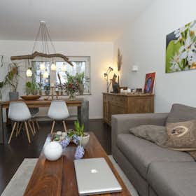 Apartament de închiriat pentru 1.230 EUR pe lună în Köln, Josef-Bayer-Straße