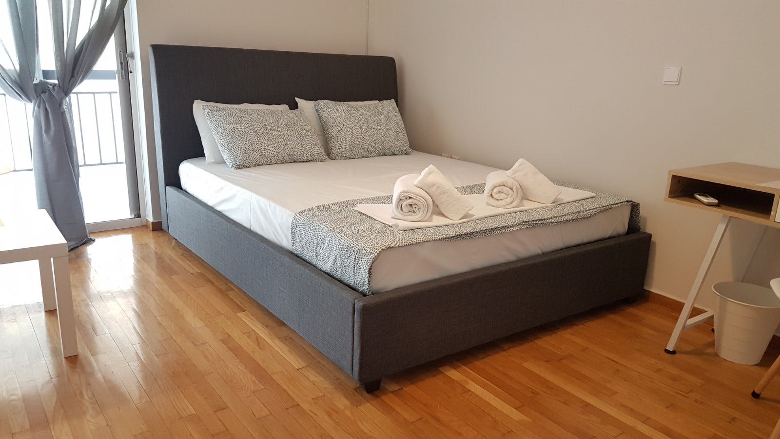 Private room for rent for €440 per month in Athens, Chomatianou