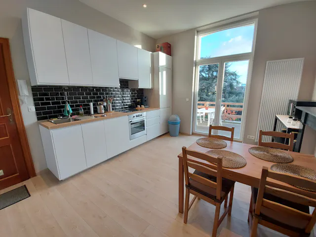 1-Bedroom Apartment in Rue Eugène Cattoir, Ixelles (1144216) room image 1