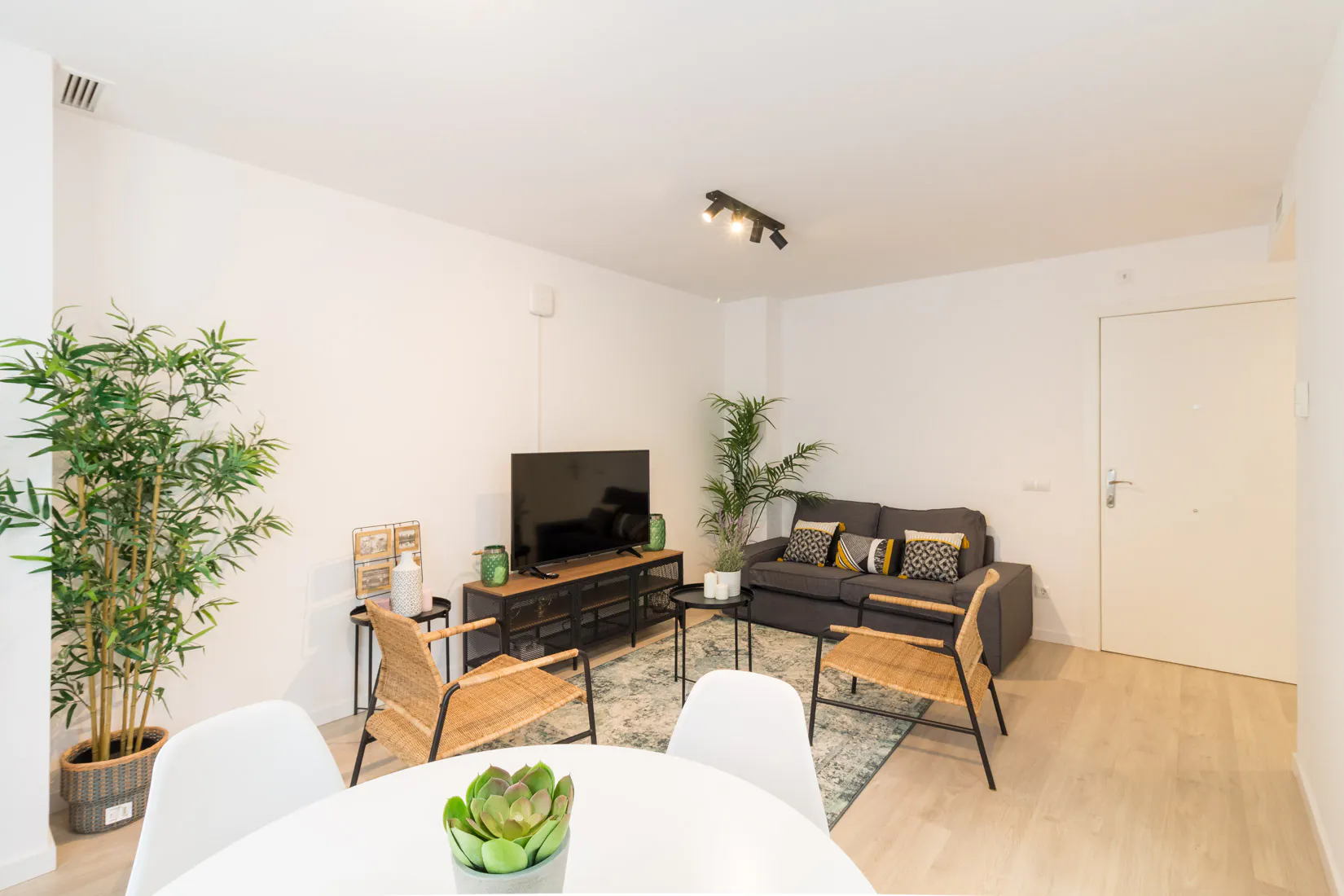 2-Bedroom Apartment in Carrer dels Salvador, Barcelona (1145200) ROOM 3