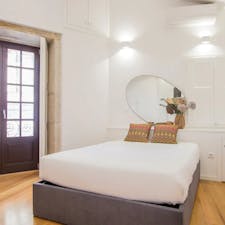 Apartment for rent for €900 per month in Porto, Travessa de Liceiras