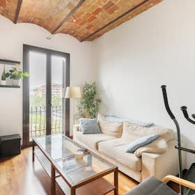 Apartment for rent for €1,490 per month in Barcelona, Carrer de Casanova