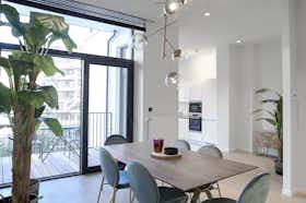 Квартира сдается в аренду за 2 000 € в месяц в Brussels, Boulevard de la Cambre