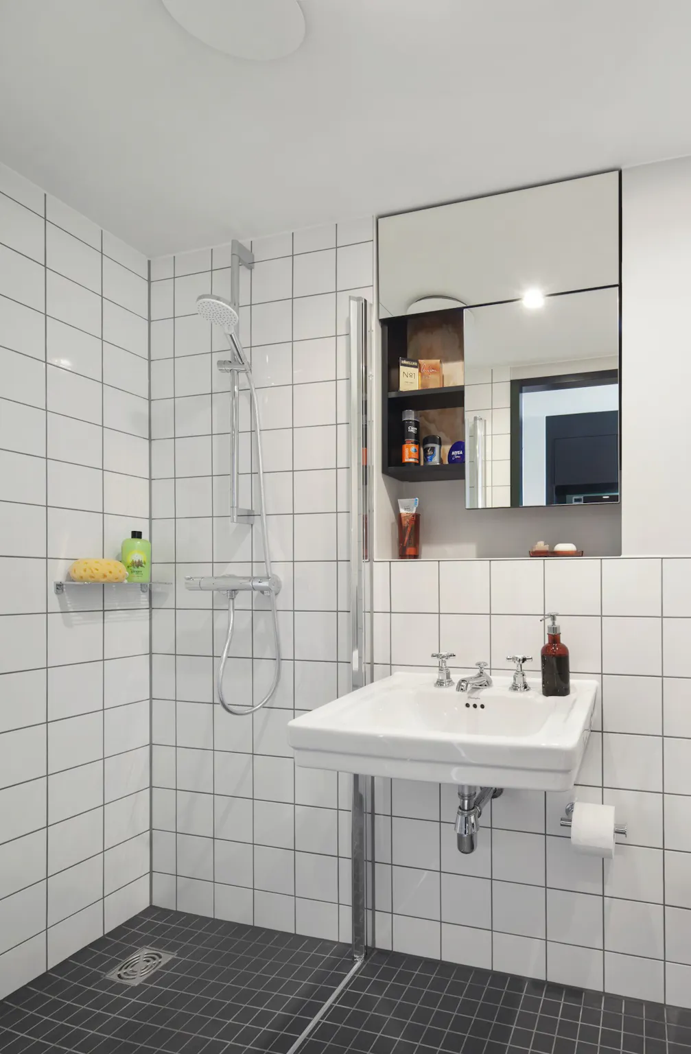 Building in Büchnerweg, Berlin (1145968) ROOM 3