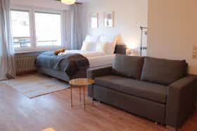 Appartamento in affitto a 2.100 € al mese a Holzgerlingen, Böblinger Straße