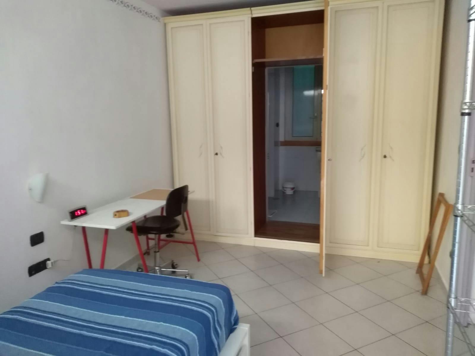 Via Ventaglieri, Naples