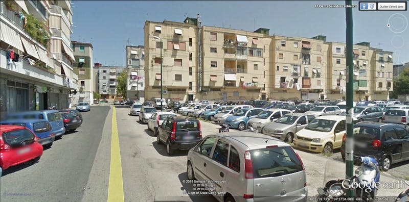 Piazza Salvatore Lo Bianco, Naples