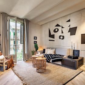 Apartment for rent for €2,878 per month in Barcelona, Carrer de la Diputació