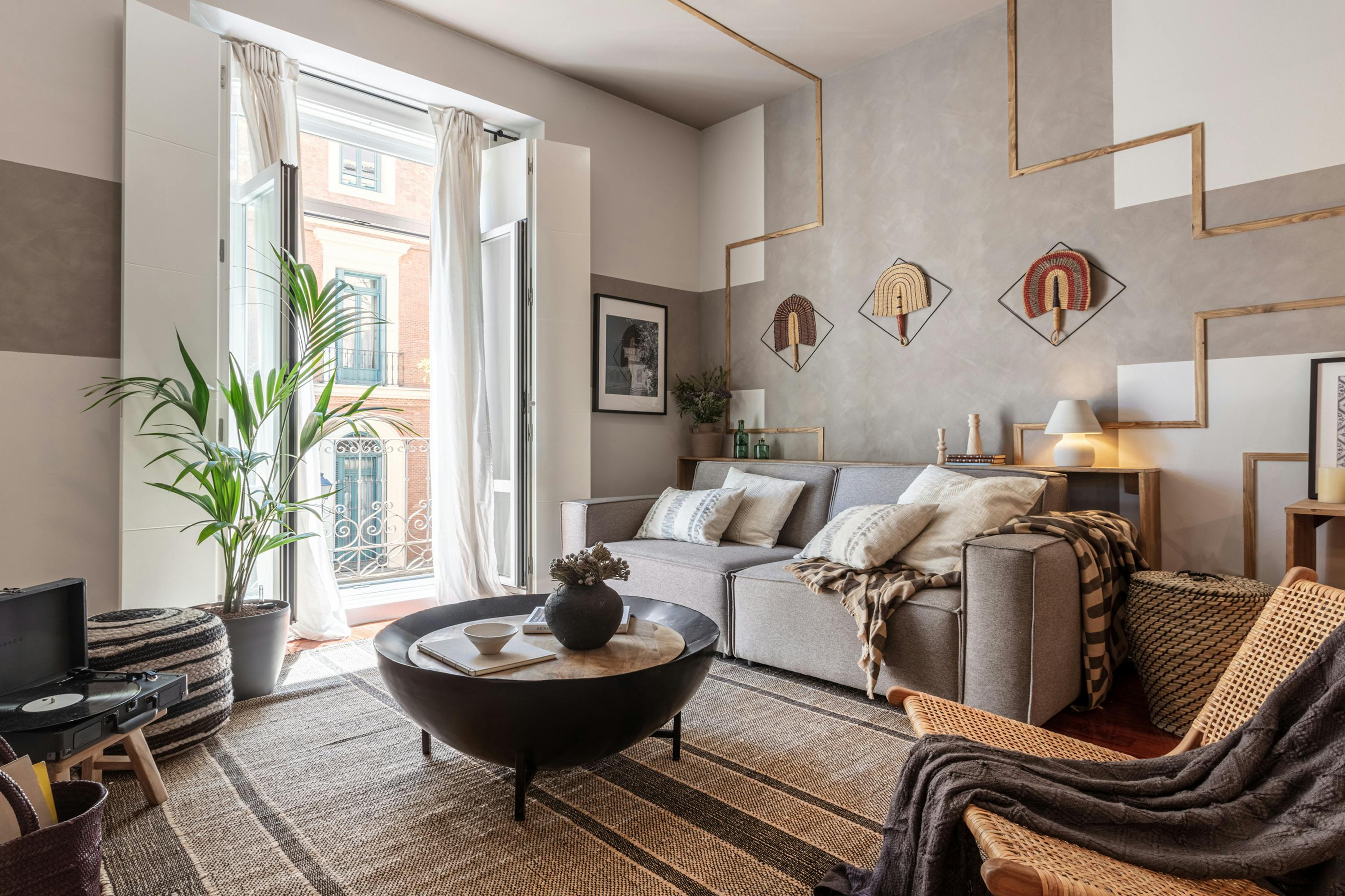 Calle Fernando El Santo, Madrid preview