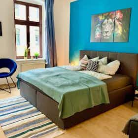 Apartment for rent for €1,500 per month in Magdeburg, Basedowstraße