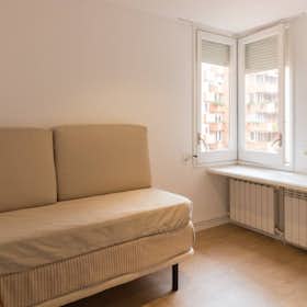 Private room for rent for €650 per month in Barcelona, Passeig de Manuel Girona