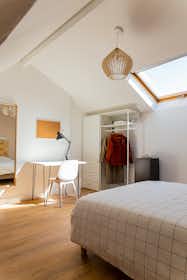 房源 正在以 €720 的月租出租，其位于 Montmagny, Route de Saint-Leu