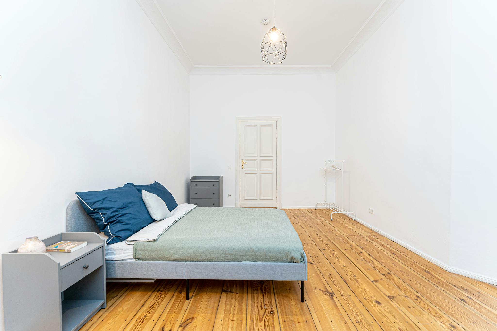 Kottbusser Damm, Berlin preview