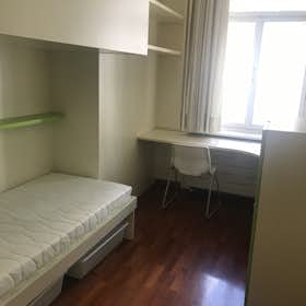 Apartamento for rent for € 570 per month in Ljubljana, Beethovnova ulica