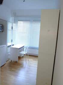Дом сдается в аренду за 540 € в месяц в Stuttgart, Margaretenstraße
